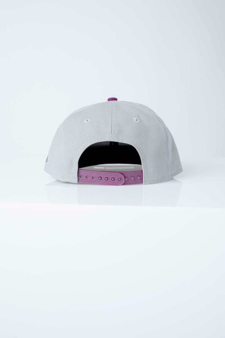Grey/Plum